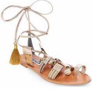 Steve Madden flat sandals